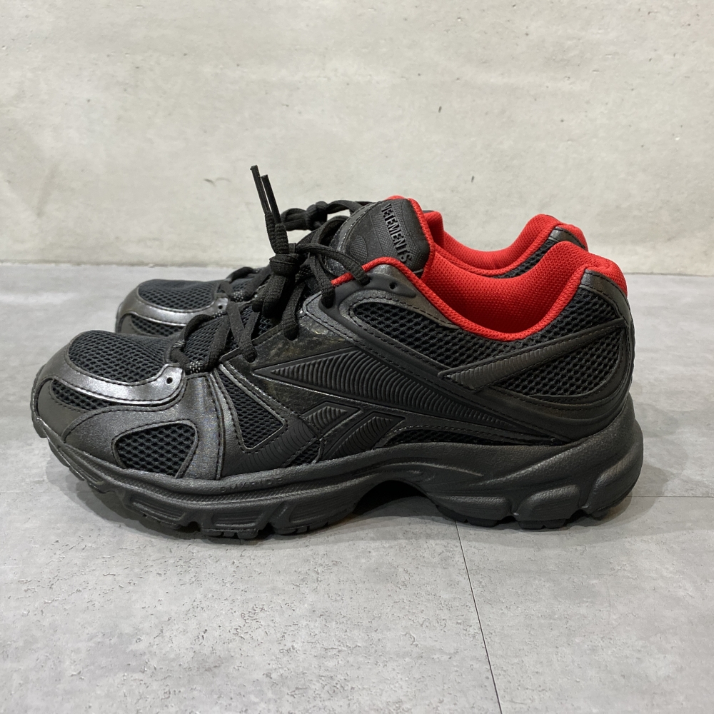 VETEMENTS VETEMENTS×Reebok スニーカー 靴 メンズ UAH20RE1-BLACK